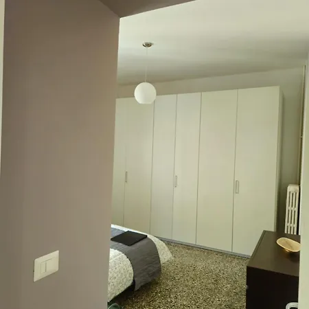 Apartment Casakico Elegante 2-bdr Metro 10 Min Colosseo *