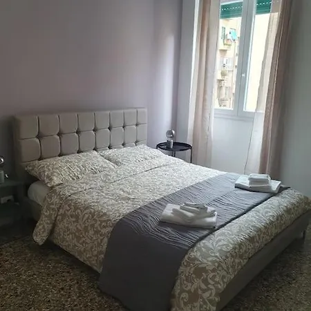 Casakico Elegante 2-bdr Metro 10 Min Colosseo Apartment *